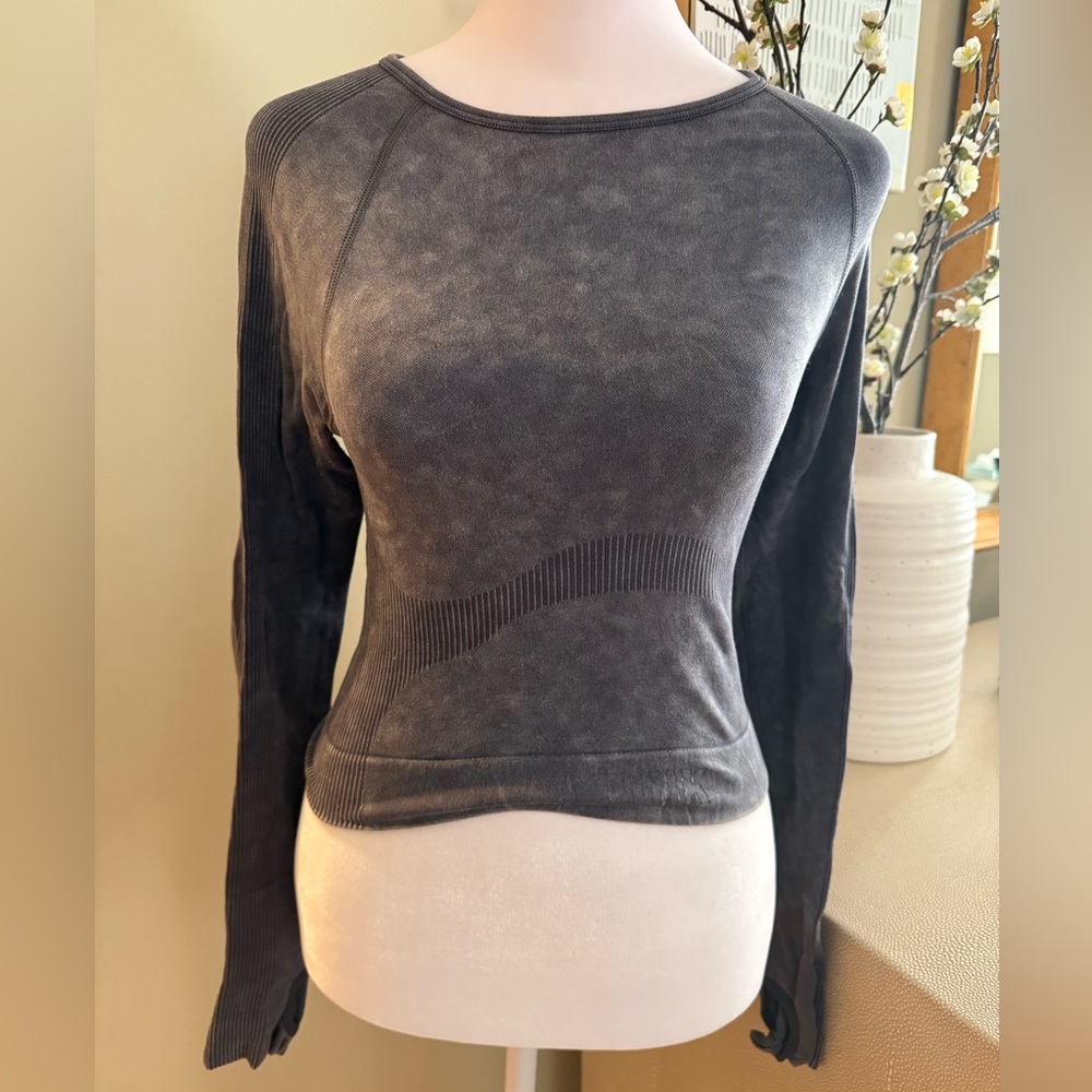 PINK Victoria Secret Gray Seamless Rib Top XS